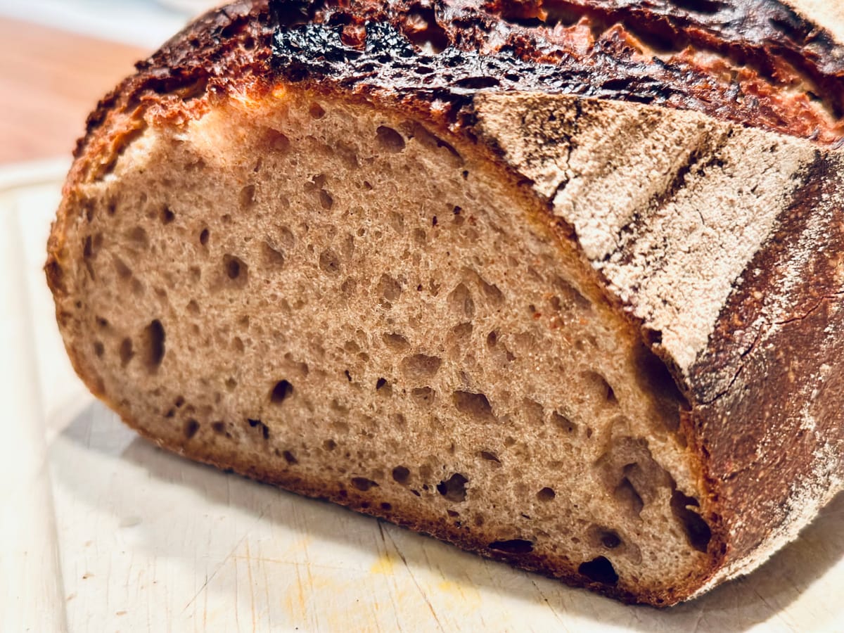 Weizenmischbrot mit Schwarzkümmelöl