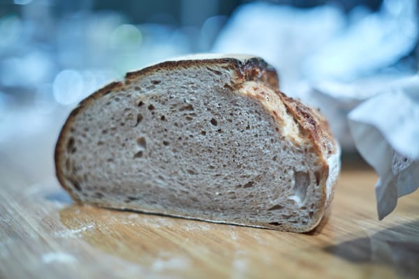 Weizenmischbrot mit Champagner Roggen